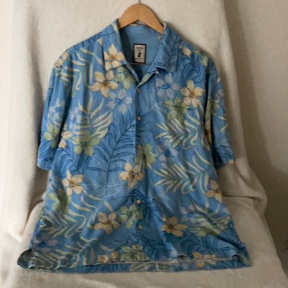 Jamaica Jaxx Other - Jamaica Jaxx short sleeve men’s 100% silk island style shirt size large.